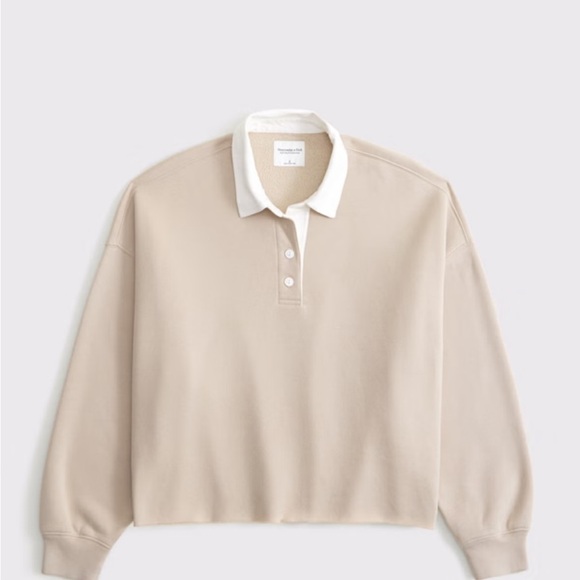 Abercrombie & Fitch Tops - Abercrombie & Fitch Beige Crew Sweatshirt with White Collar